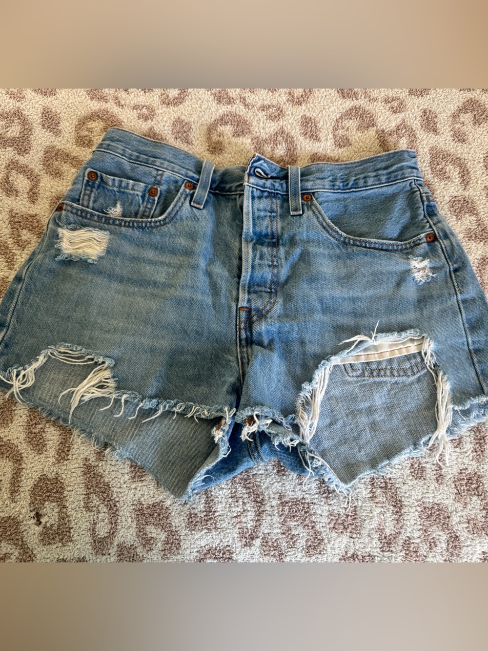 Levi’s 501 Original Cutoff Shorts Women’s 27 Distressed Raw Hem Y2K-Festival